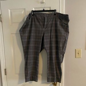 Old Navy Plaid Pixie Pants